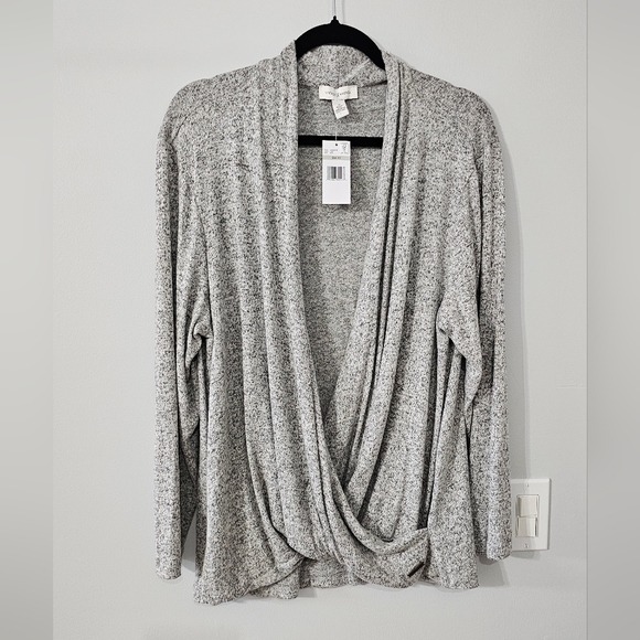 VINTAGE AMERICA Soft Wrap Top - Picture 1 of 6